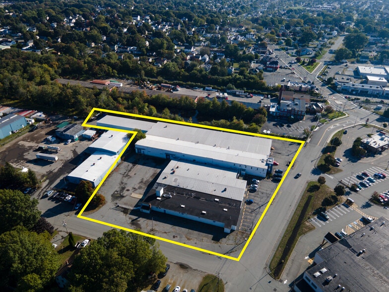 More Photos Of 699 Tarkiln Hill Rd, New Bedford Distribution For Sale