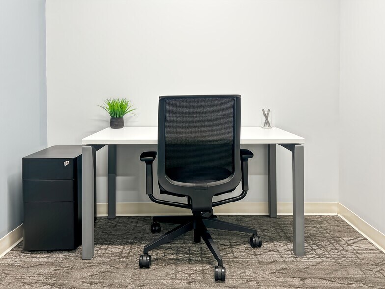 Primary Photo Of 3117 Whiting Ave, Charlotte Coworking Space