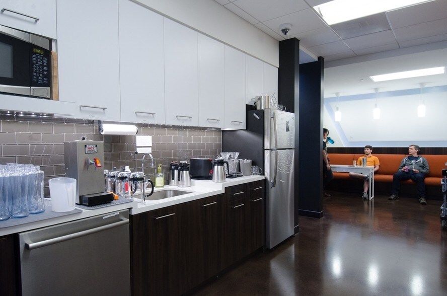 Photo of Lbby Floor Ste 100 - Spec Suite