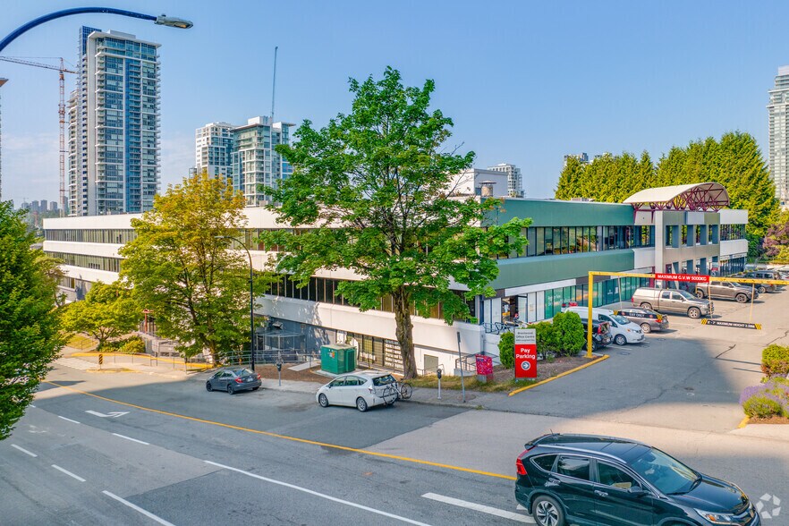 More Photos Of 4664 Lougheed Hwy, Burnaby Office For Lease