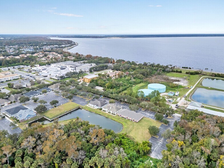 More Photos Of 1640 Lexington Green Ln, Sanford Medical For Lease