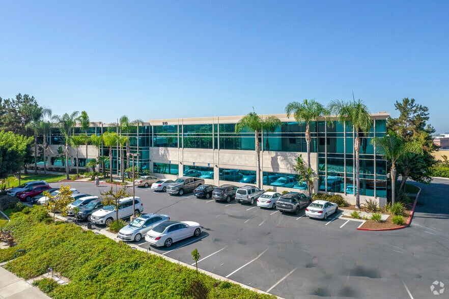 More Photos Of 910 Hale Pl, Chula Vista Office For Lease