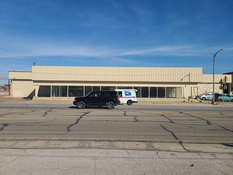 More Photos Of 1115 W Veterans Memorial Blvd, Killeen Auto Dealership For Lease