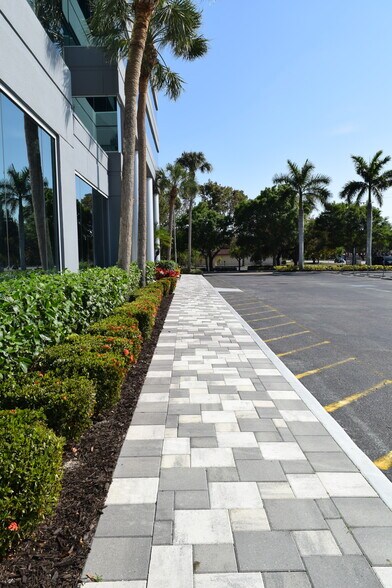 More Photos Of 2503 Del Prado Blvd S, Cape Coral Medical For Lease