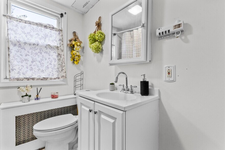 More Photos Of , Norwalk Unknown For Sale