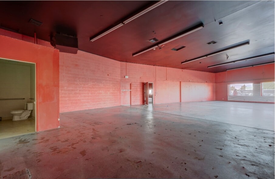 More Photos Of 3000-3090 Mill St, Reno Unknown For Lease