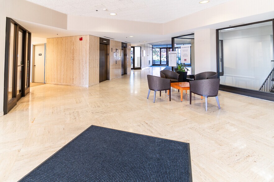 More Photos Of 1200 Shermer Rd, Northbrook Office For Lease