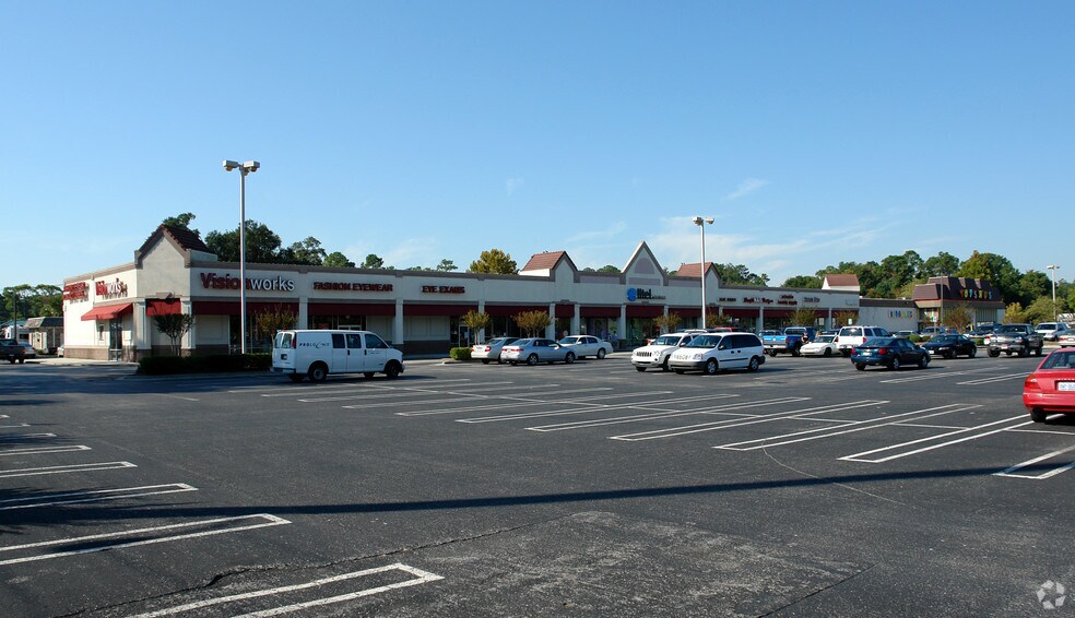 More Photos Of 4510-4514 Oleander Dr, Wilmington Freestanding For Lease