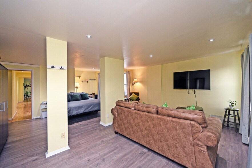 More Photos Of 118 E Liberty St, Cincinnati Apartments For Sale