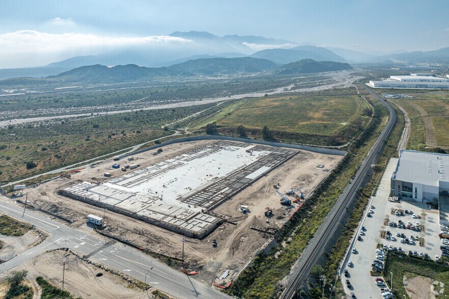 More Photos Of 5702 Institution Rd, San Bernardino Warehouse For Lease