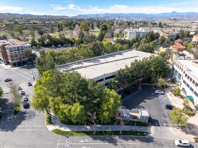 More Photos Of , Valencia Unknown For Sale