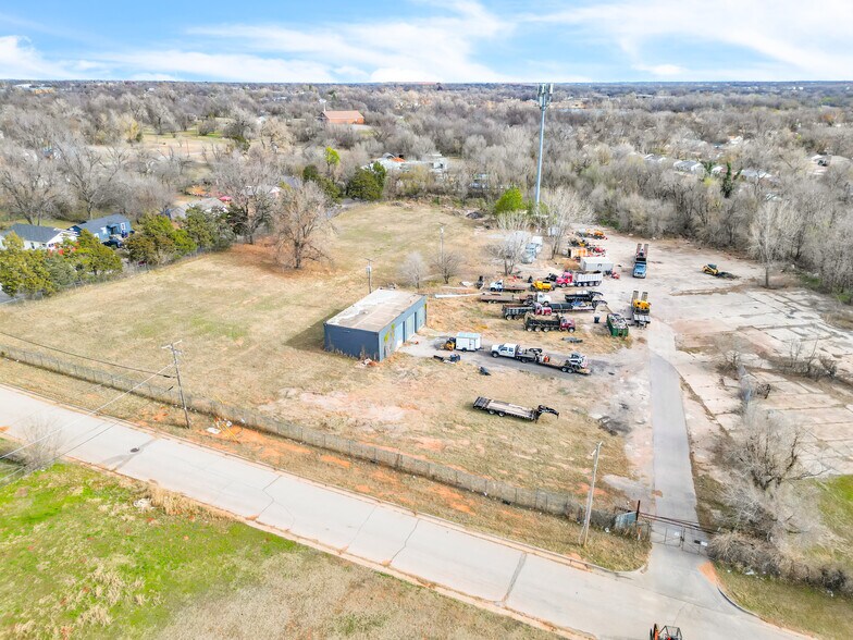 More Photos Of 1218 N Irving St, Oklahoma City Warehouse For Sale