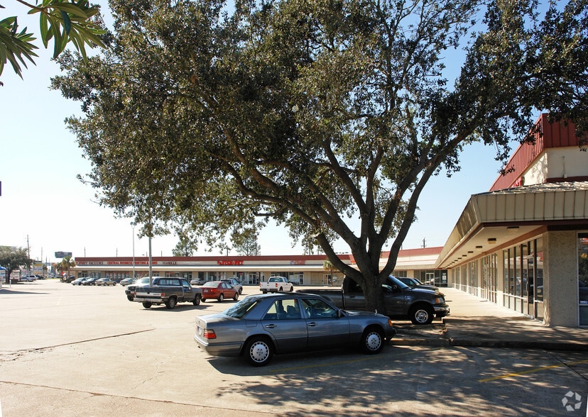 More Photos Of 9204-9282 FM 1960 West, Houston Unknown For Lease