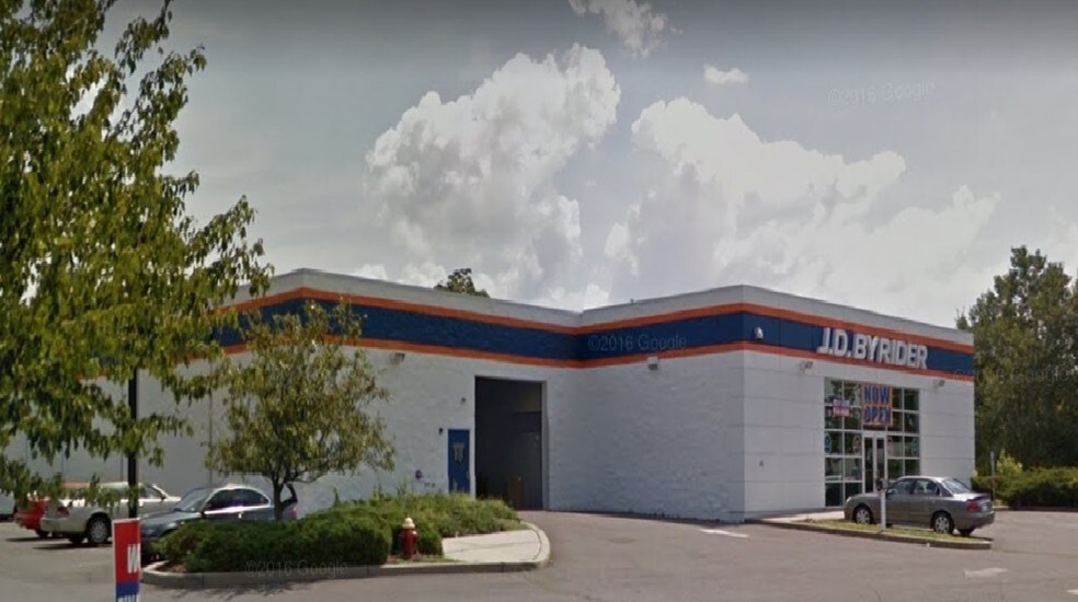 More Photos Of 1225 Route 9 N, Old Bridge Auto Repair For Lease