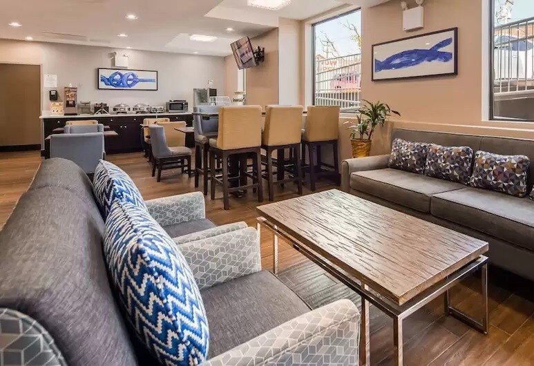 More Photos Of 1025 Beach 21st St, Far Rockaway Hotel For Sale