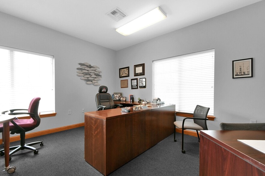 More Photos Of 10400 Blacklick Eastern Rd, Pickerington Medical For Lease
