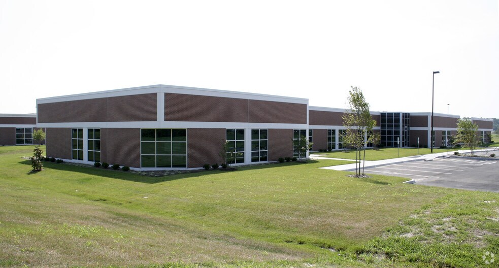 More Photos Of 1248 Perimeter Pky, Virginia Beach Office For Lease