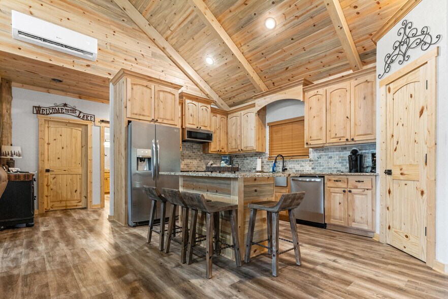 More Photos Of 7415 N State Line Rd, Karnack Trailer Camper Park For Sale