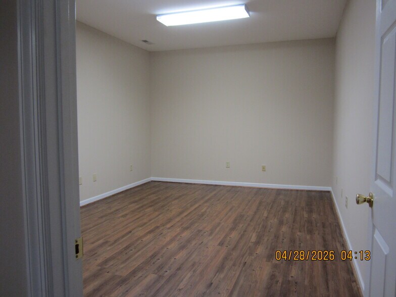 More Photos Of 1569 Jefferson Hwy, Fishersville Office For Lease