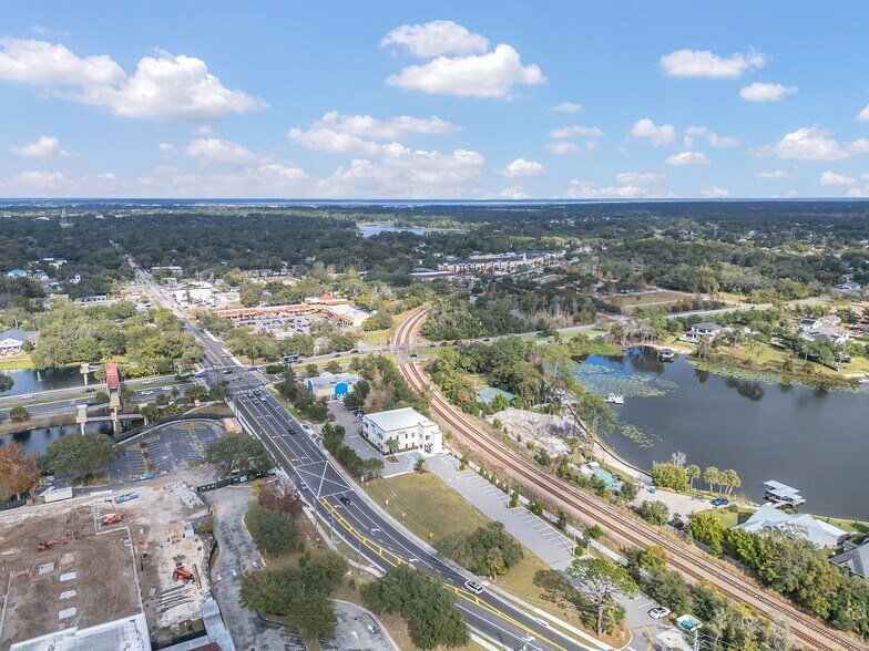 More Photos Of 131 S Country Club Rd, Lake Mary Office For Sale