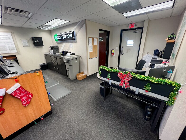 More Photos Of 2604 E 8th St, Odessa Freestanding For Sale