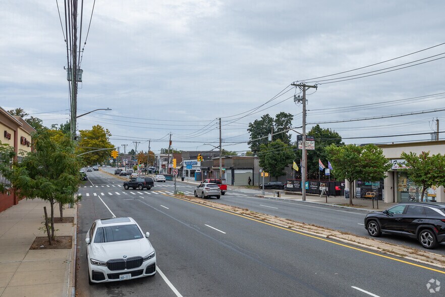 More Photos Of 4051-4055 Hylan Blvd, Staten Island Drugstore For Sale