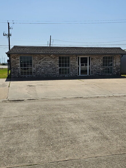More Photos Of 1301 Avenue H, Freeport Medical For Sale