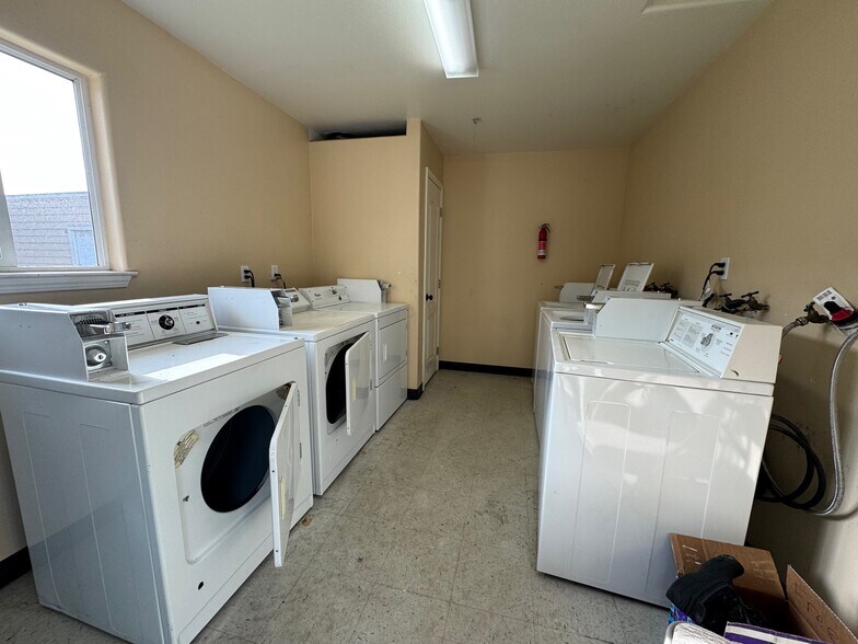 More Photos Of 1820 3rd St, Eureka Apartments For Sale