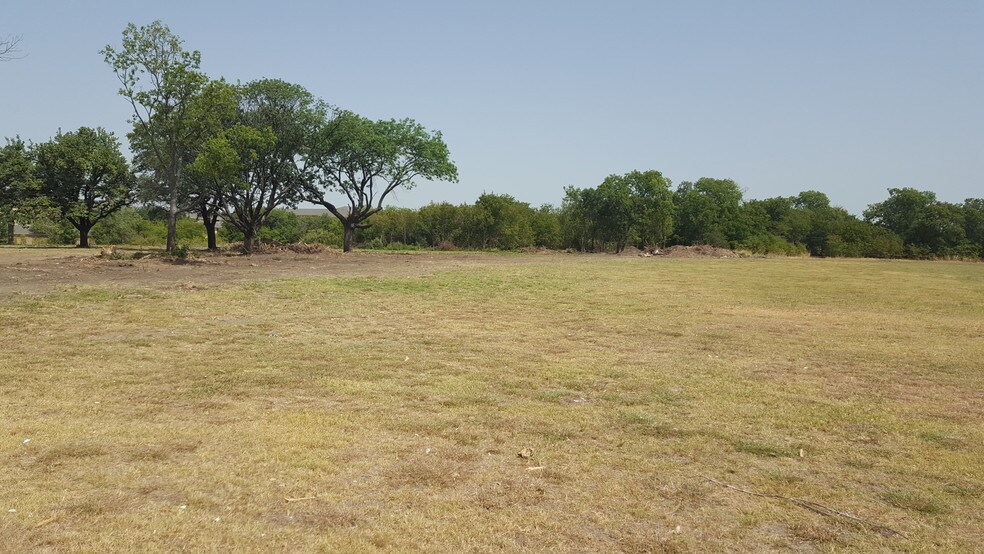 More Photos Of 4201 Glenview Dr, Haltom City Land For Sale