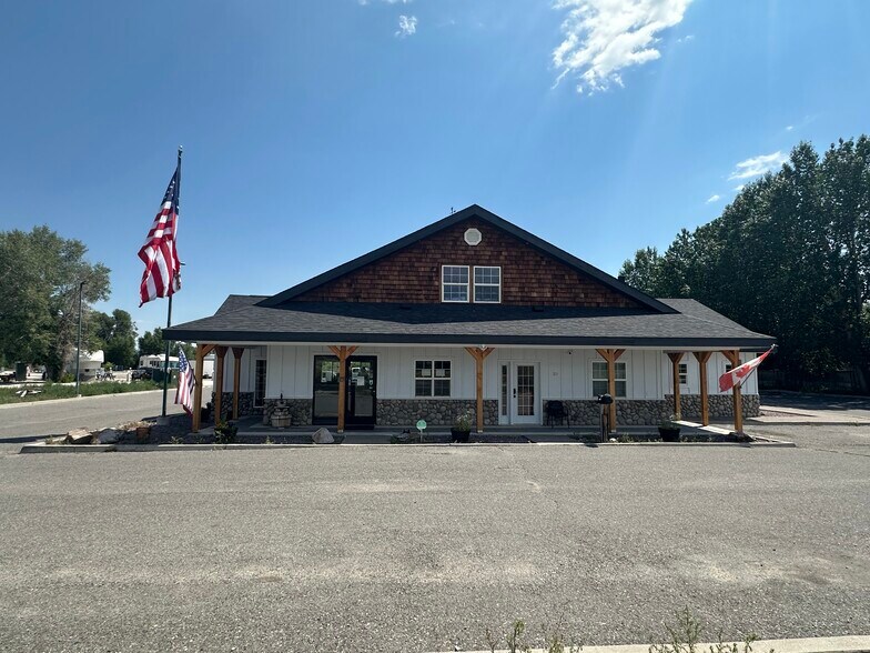 More Photos Of 20 Swenson Way, Dillon Hotel For Sale