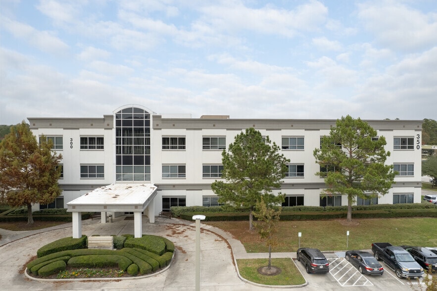 More Photos Of 300-350 Kingwood Medical Dr, Kingwood Medical For Lease