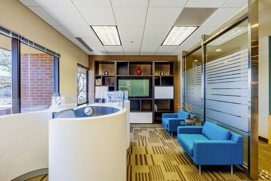 More Photos Of 14301 FNB Pky, Omaha Coworking Space