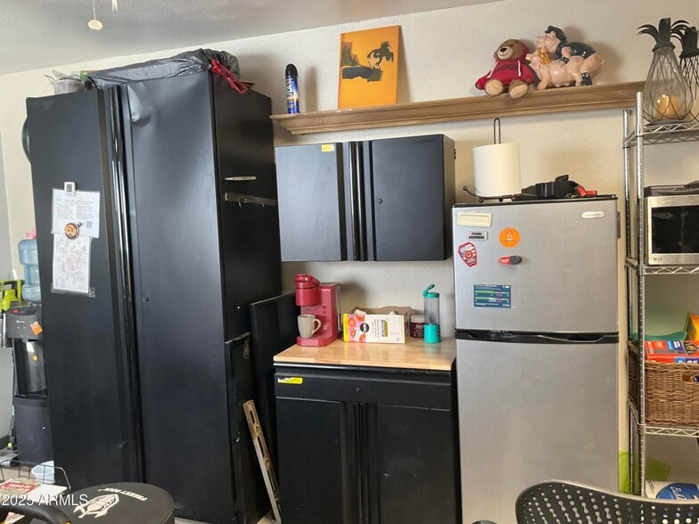 More Photos Of 15395 S Sunland Gin Rd, Arizona City Warehouse For Sale