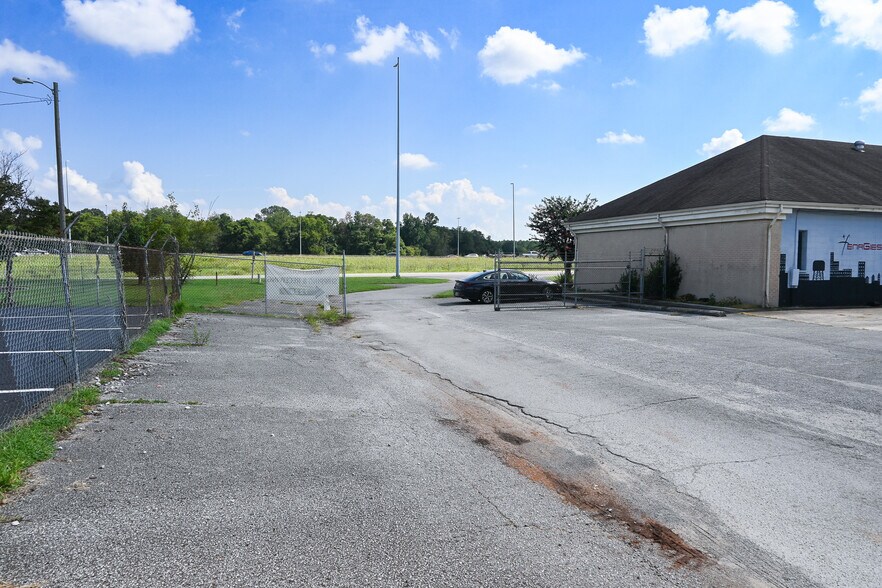 More Photos Of 7220 Governors West NW, Huntsville Industrial For Sale