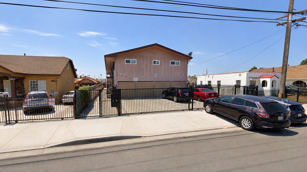 Primary Photo Of 1030 W 93rd St, Los Angeles Apartments For Sale