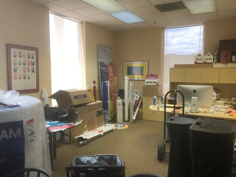 More Photos Of 7 Kingsbridge Rd, Fairfield Office For Lease