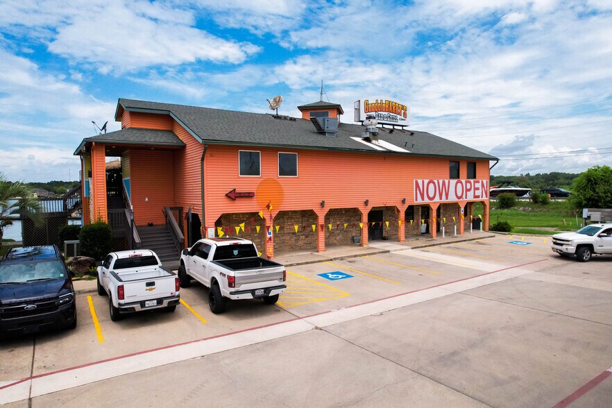 More Photos Of 12947 Lake Conroe Hills Dr, Willis Restaurant For Lease