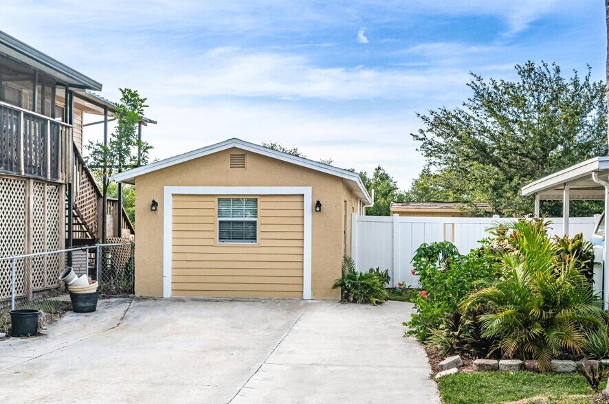 More Photos Of 3225 W Shell Point Rd, Ruskin Apartments For Sale