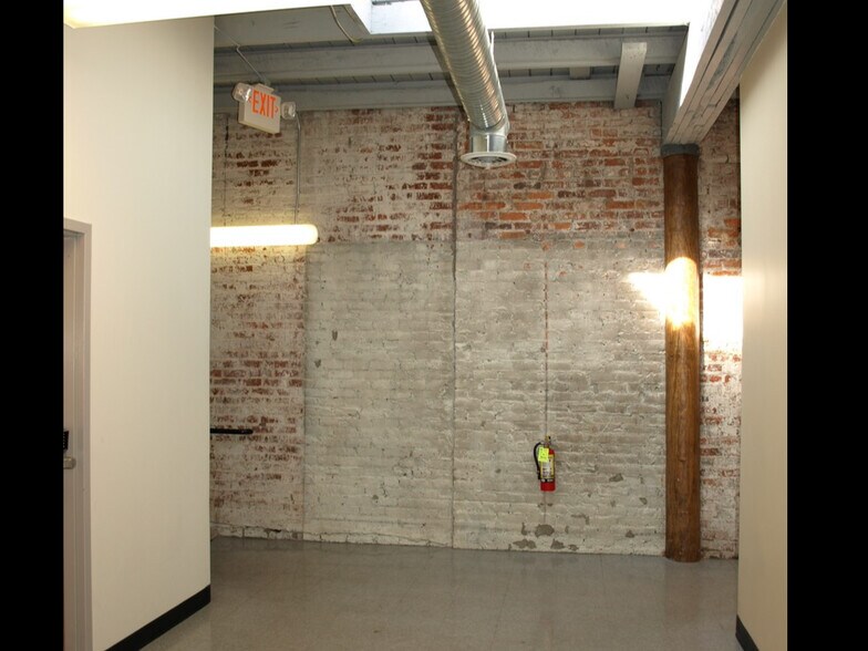 More Photos Of 44 Hillsboro St, Pittsboro Storefront Retail Office For Lease