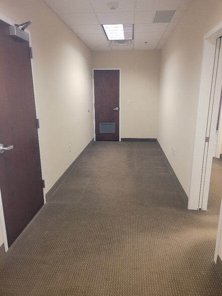 More Photos Of 8470 Falls Of Neuse Rd, Raleigh Unknown For Lease