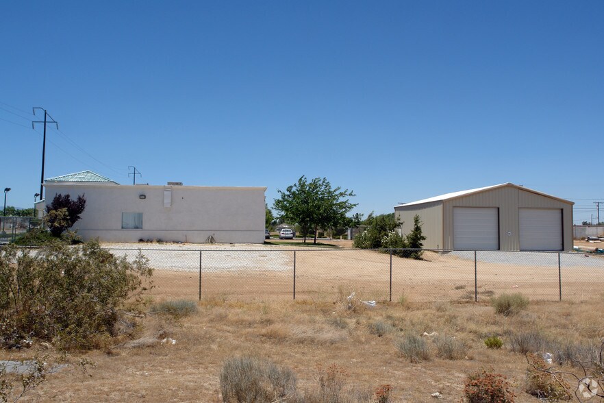 More Photos Of 15980 Outer Bear Valley Rd, Victorville Office For Lease