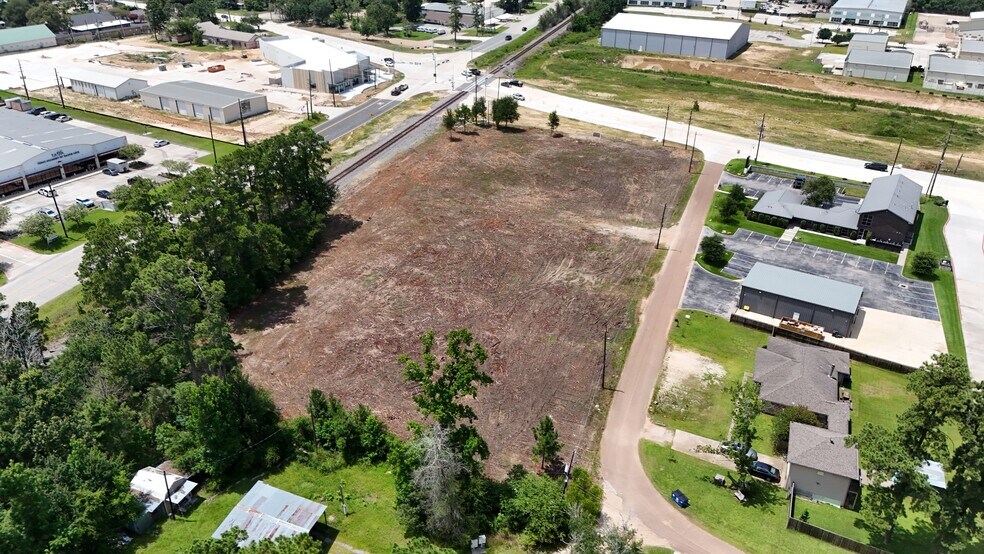 More Photos Of Intersection Robinson & Hanna Rd, Conroe Land For Sale