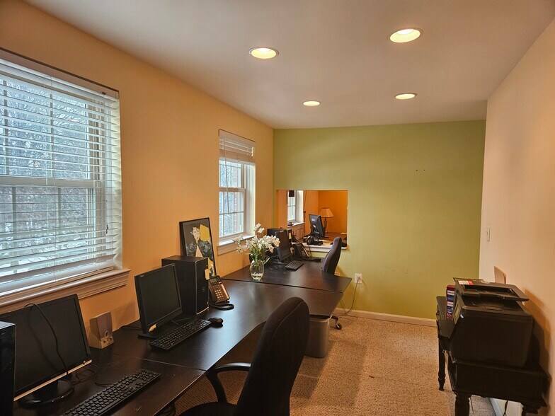 More Photos Of 124 E Broad St, Falls Church Office For Sale