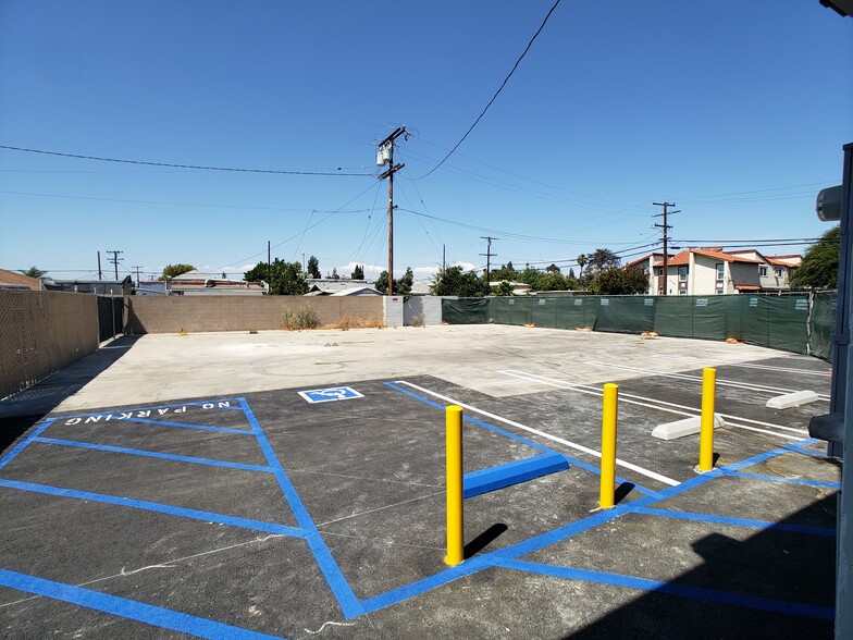 More Photos Of 7957 Whitaker St, Buena Park Storefront Retail Office For Sale