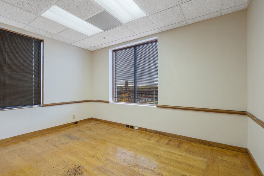 More Photos Of 344 W Genesee St, Syracuse Loft Creative Space For Lease