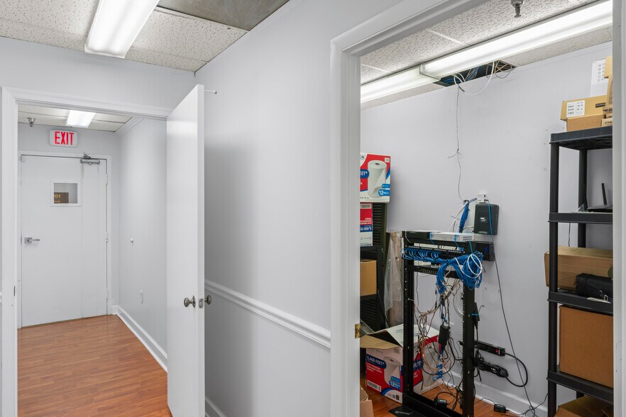 More Photos Of 5514 Alma Ln, Springfield Medical For Lease