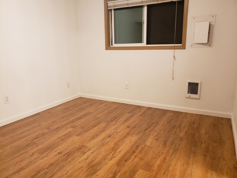 More Photos Of 911 SW Broadway Dr, Portland Apartments For Sale