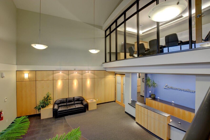 More Photos Of 444 S Haskell St, Central Point Office For Lease