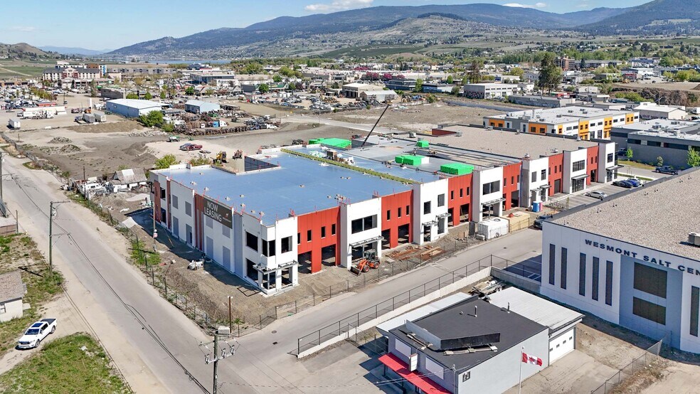More Photos Of 4605 34 St, Vernon Distribution For Lease