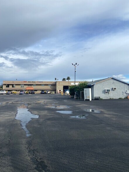 More Photos Of 8628 Sepulveda Blvd, North Hills Storefront Retail Residential For Sale